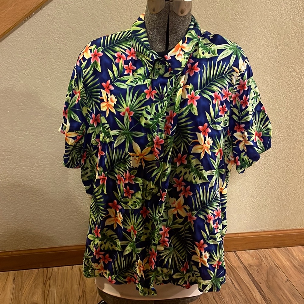 Hawaiian shirt Caribou, New York,medium great top gun goose or rooster dressup